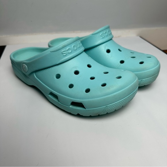 CROCS Shoes - CROCS Classic Clog Women's Size 10 in Pure Water (Light Blue)